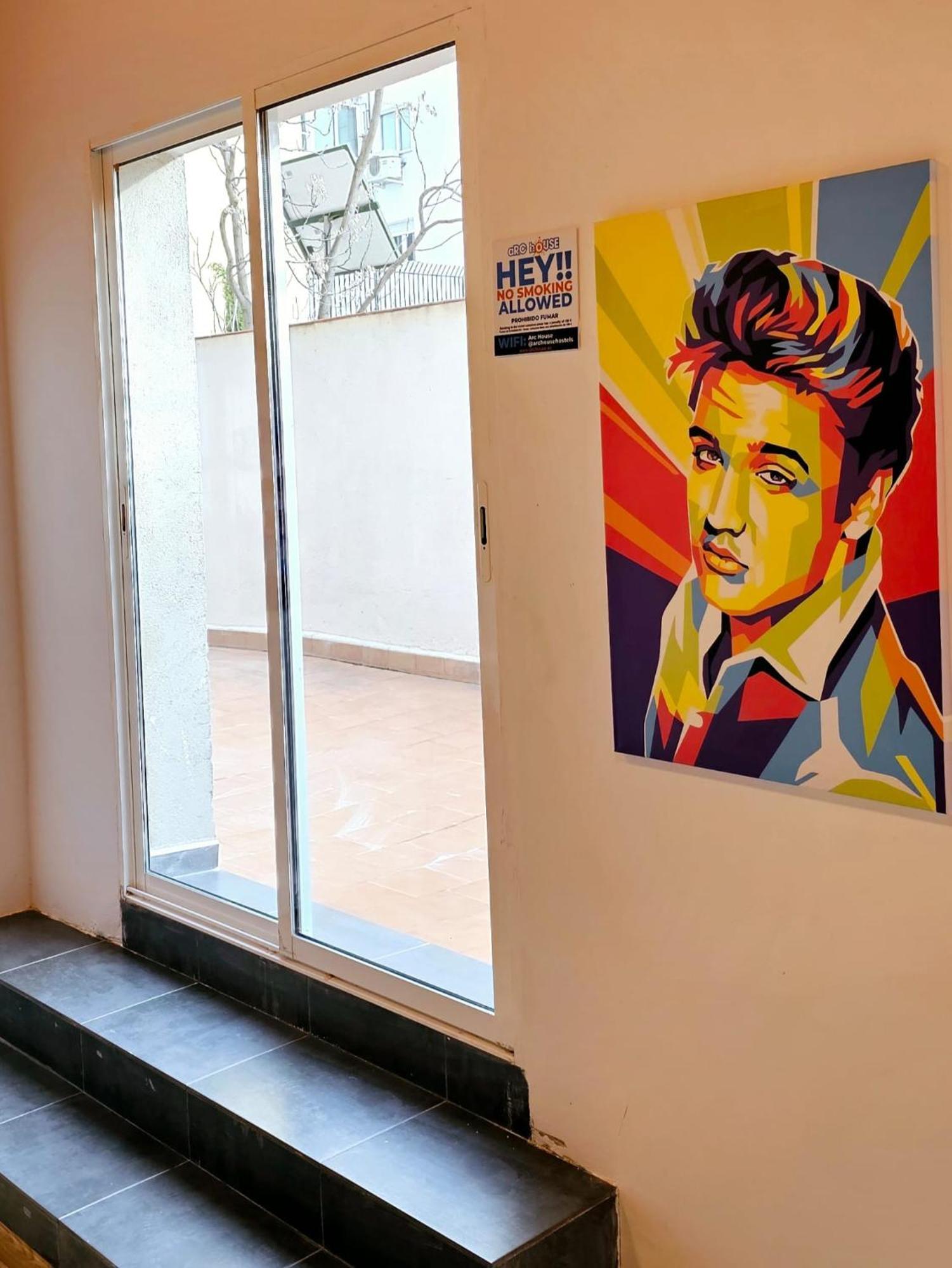 بيت شباب Arc House Pop Art مدريد المظهر الخارجي الصورة